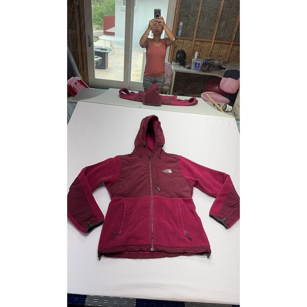 The North Face Womens Hooded Denali Fleece Jacket Burgundy Small S